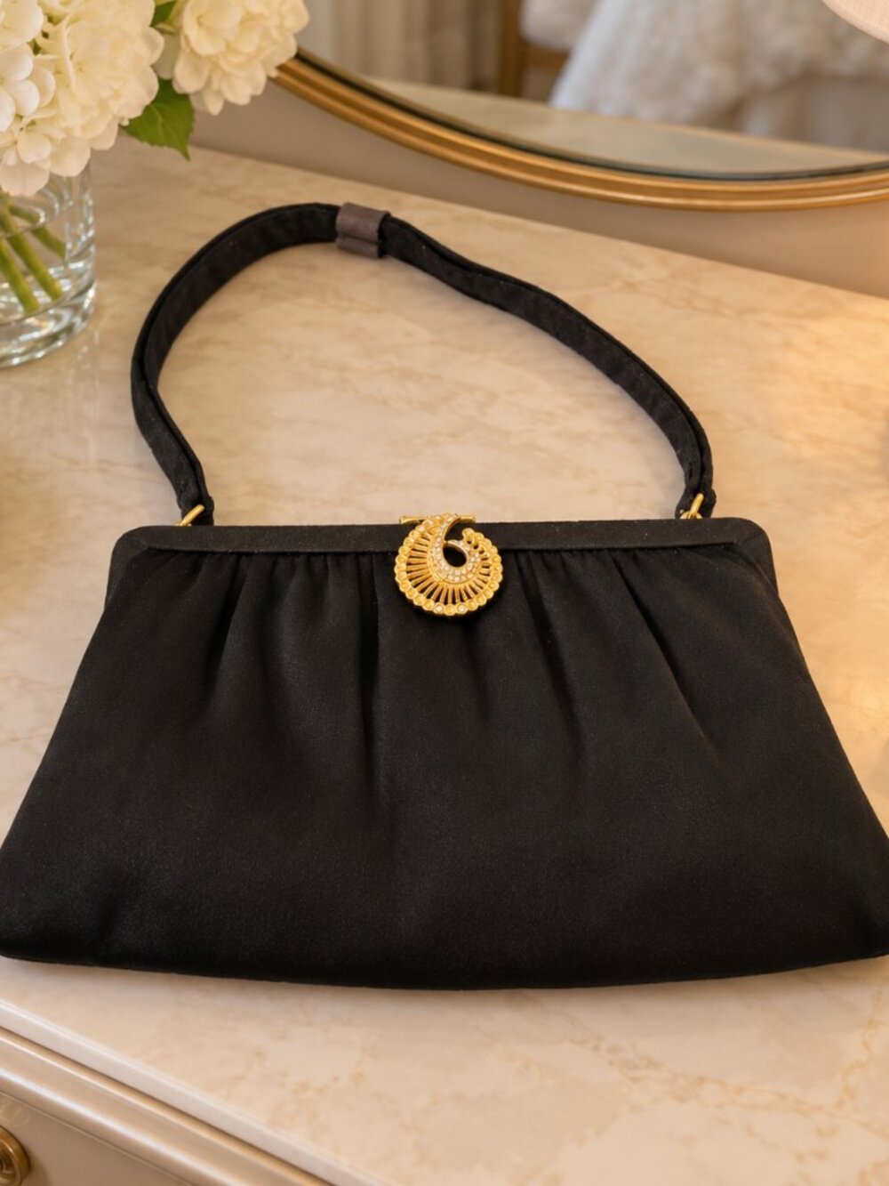 vintage Morris Moskowitz evening bag